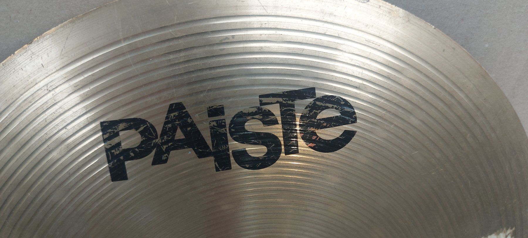 Strumenti musicali: 14" Paiste  konzert/Marching – Usato da Glattbrugg venduto da Swissmusik 1