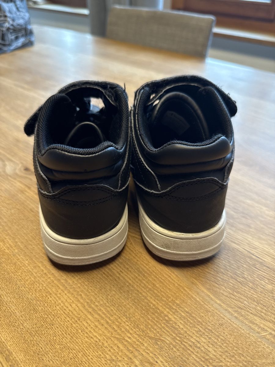 Champion Scarpe per ragazze: Sneaker Champion Mädchen Gr. 35 – Usato da Rohr b. Olten venduto da -FaLu- 1