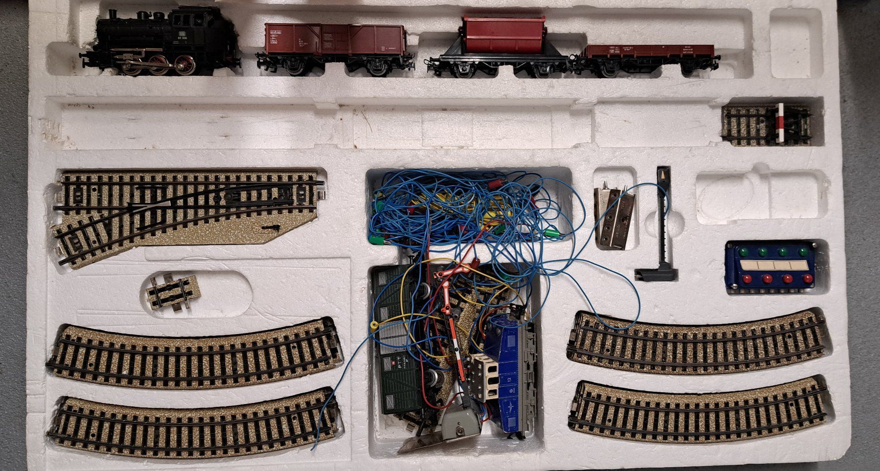 Märklin Modelleisenbahnen: Märklin und Roco Eisenbahn Sets H0 – Gebraucht aus Küssnacht am Rigi von AutoVilla 1