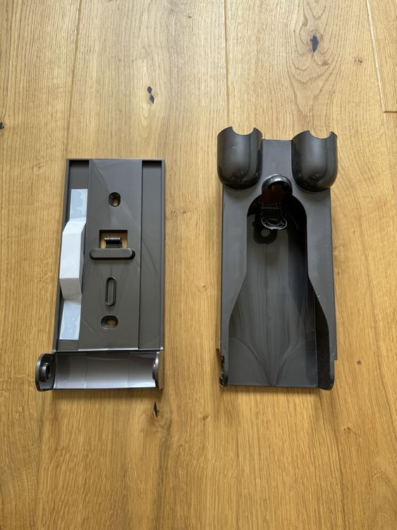 Wandhalterung Dyson V11 ohne Ladegerät NEU Kaufen auf Ricardo