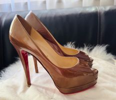 Edle Louboutin Peep-Toes Lackleder Braun, Grösse 37 top!