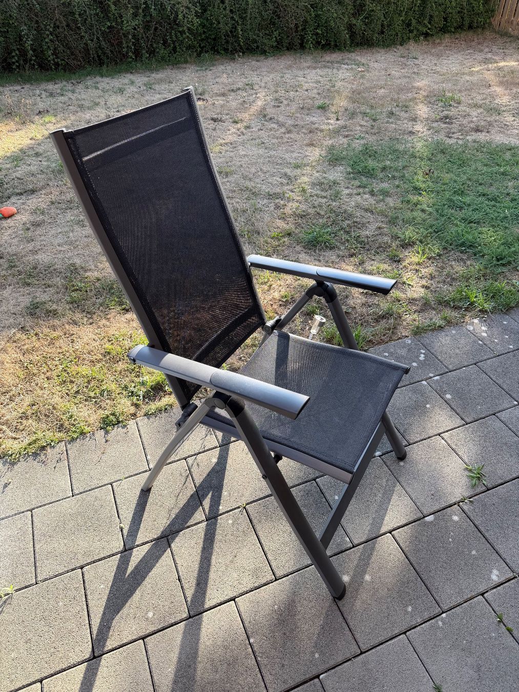 Set di tavolo e panche: Gartentisch mit Stühlen – Usato da Aarwangen venduto da habma91 2