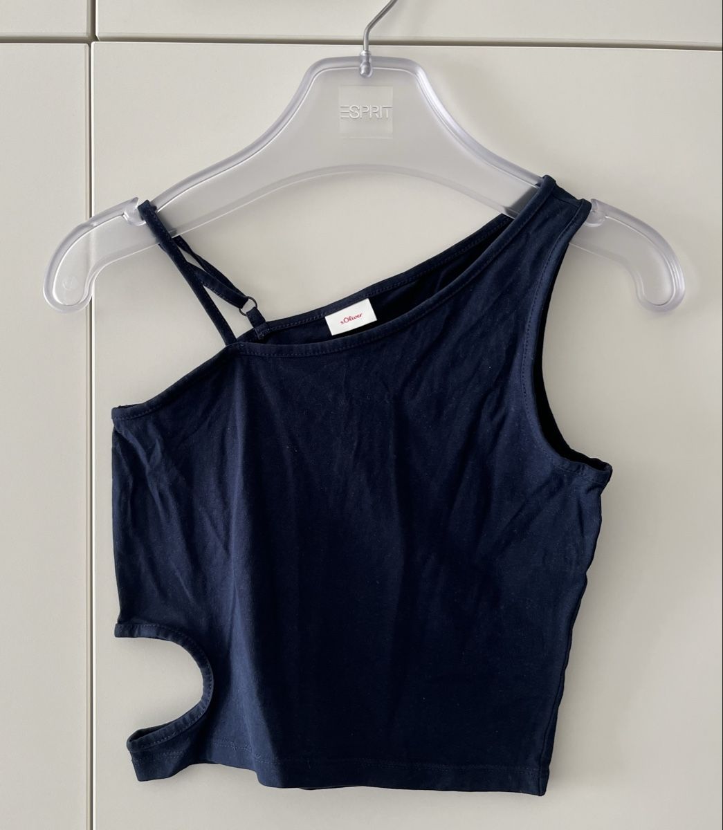 S.Oliver Top: Schickes Top s.Oliver dunkelblau Grösse 164 – Usato da Basel venduto da Lila11 1