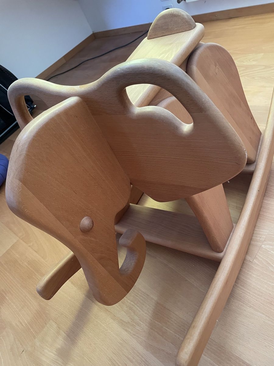 Jouets: Schaukel Elefant Holz neuwertig – Neuf (Voir description) à Winterthur par u22 3