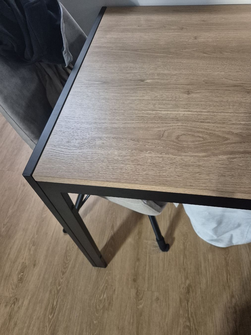 Tables: Tisch  – D'occasion à Root par yan1234 1