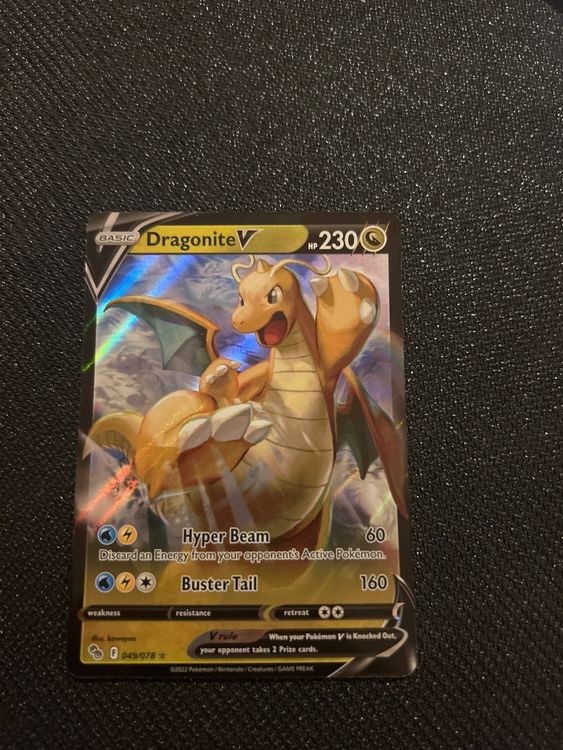 Dragonite V Pokemon Go Card - 049/078 Holo Foil Ultra Rare