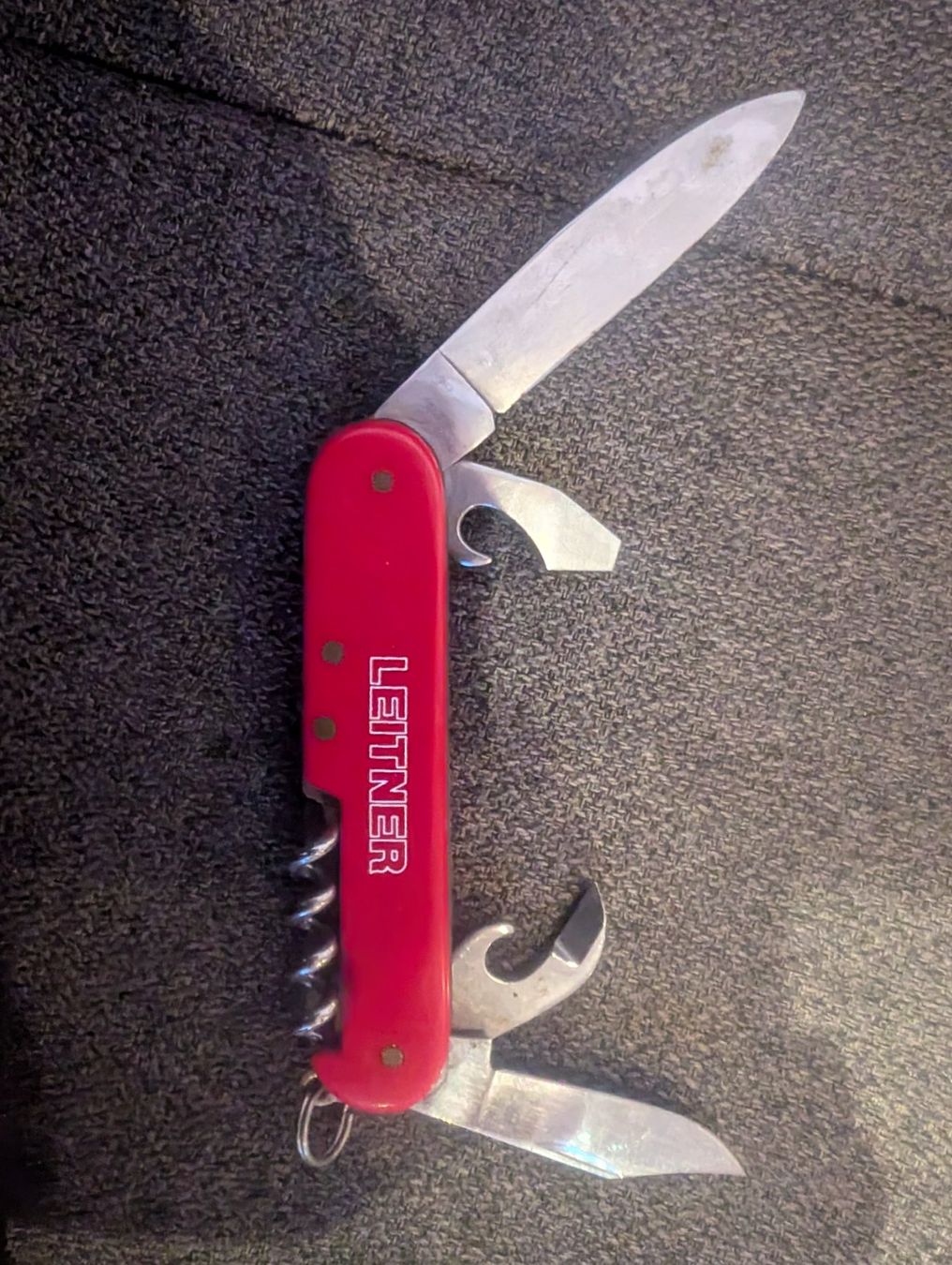 Victorinox Coltelli tascabile: Taschenmesser, Sackmesser rot – Usato da Besenbüren venduto da ram_z8pp 1