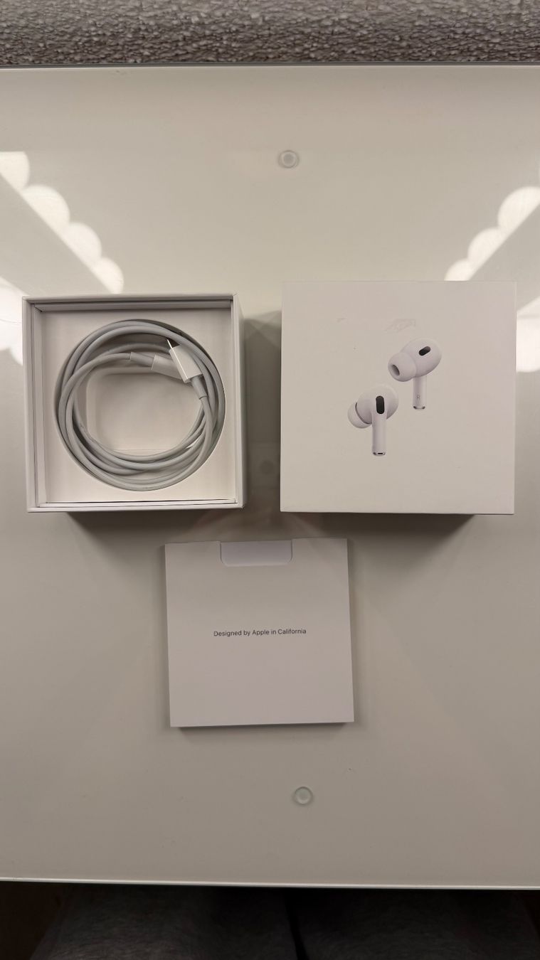 Apple Cuffie: Apple Airpods Pro 2 Generation – Usato da Ebikon venduto da jul_l2sc 3
