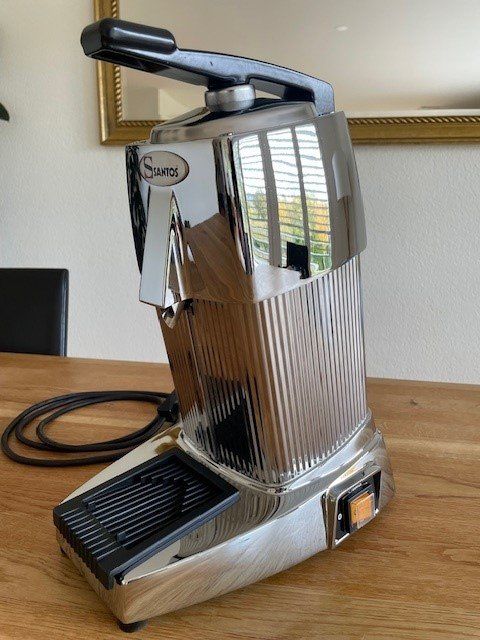 Santos Elettrodomestici da cucina: Saftpresse Santos 10C – Usato da Rüschlikon venduto da Zuccerelimone 5