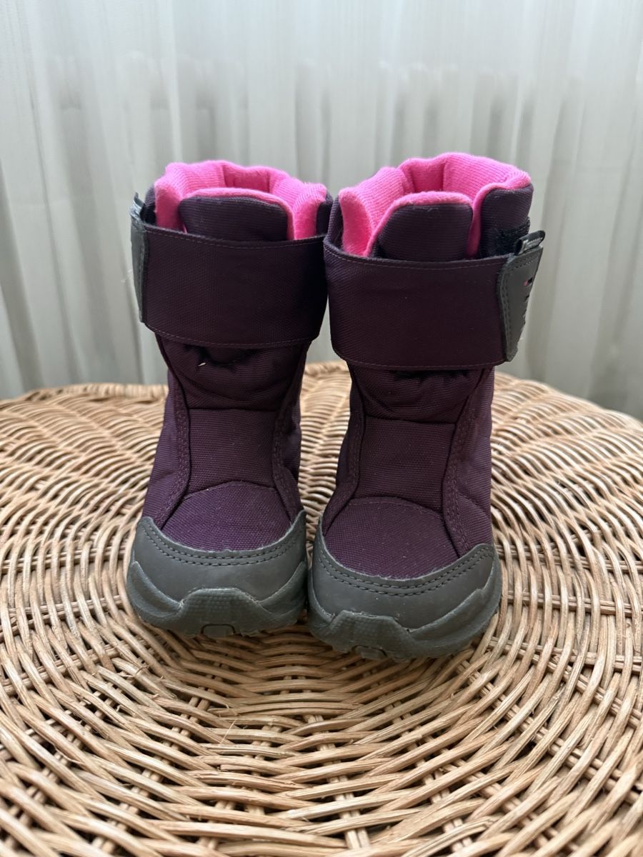 Decathlon Chaussures filles: Mädchen Winterstiefel  – D'occasion à Winterthur par kah_mkb6 1