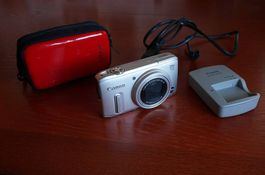 Canon PowerShot SX240 HS mit Bildstabilisator 20x Zoom