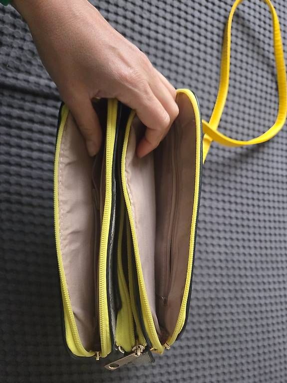 Borse da donna: Schöne Tasche mit vielen Fächern – Usato da Zürich venduto da Ste87R 1