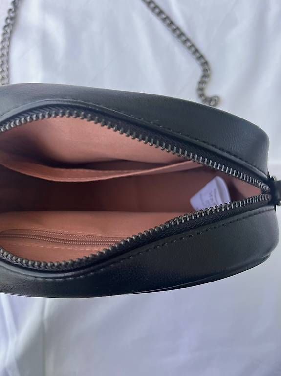 Taschen für Damen: Schwarze Tasche – Gebraucht aus Bern von ela_hz6w 3