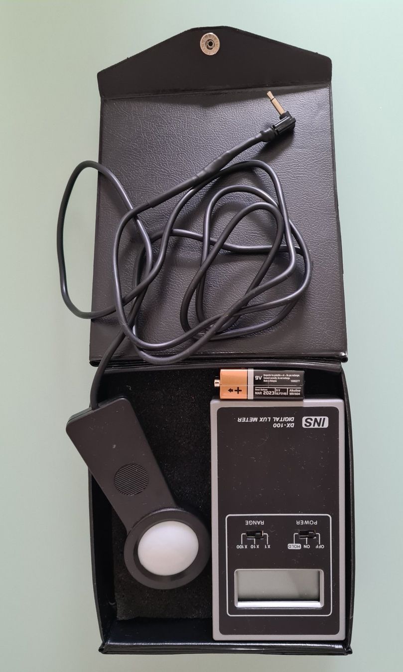 Misurare: INS Digital Lux Meter DX-100 – Usato da Stallikon venduto da Oceanblue1
