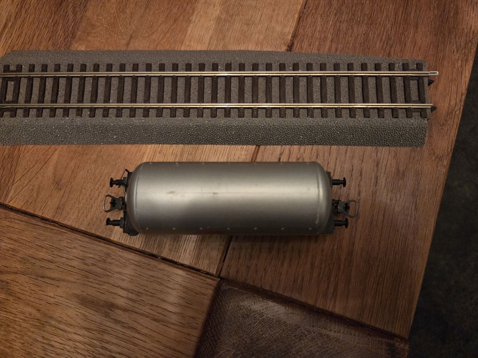 Lima Modelleisenbahnen: Wagon citerne VTG - DB - Lima H0 DC – Gebraucht aus Sion von Stefan1938 1