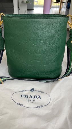 Original Prada Vitello Phenix Umhängetasche aus Leder