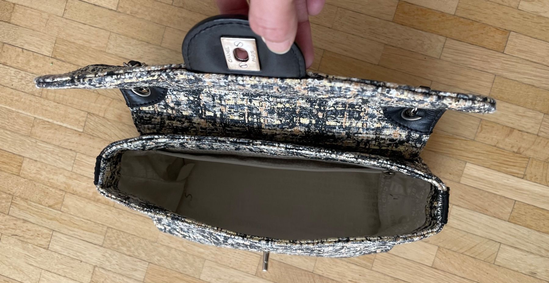 Chanel Borse da donna: Chanel Tweed Tasche – Usato da Zürich venduto da HBe 3