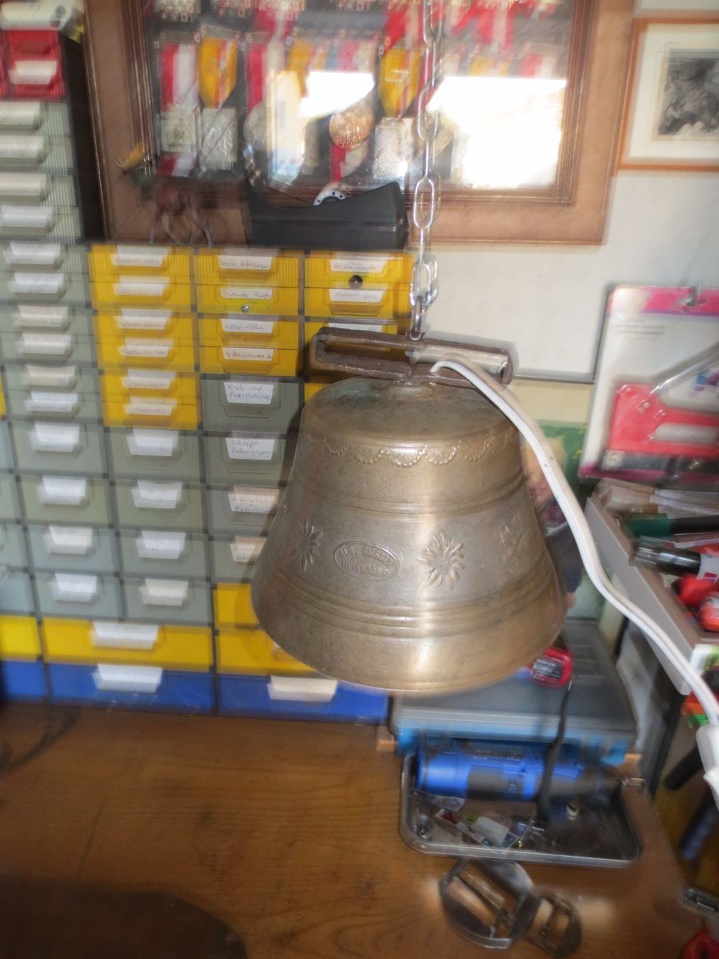 Campanacci mucche: Glockenlampe – Usato da Weier im Emmental venduto da waefler03 1