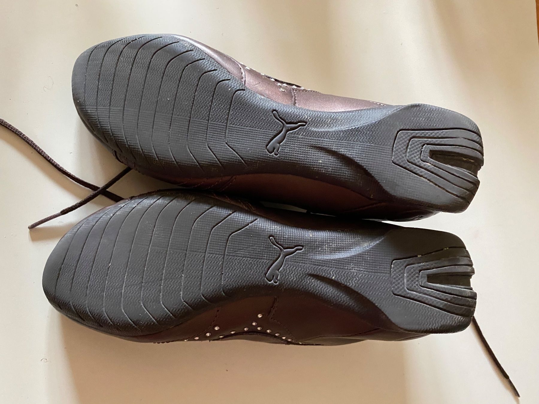 Damenschuhe: Sneaker braun mit Strasssteinen – Gebraucht aus Wallisellen von skorpion-11 3