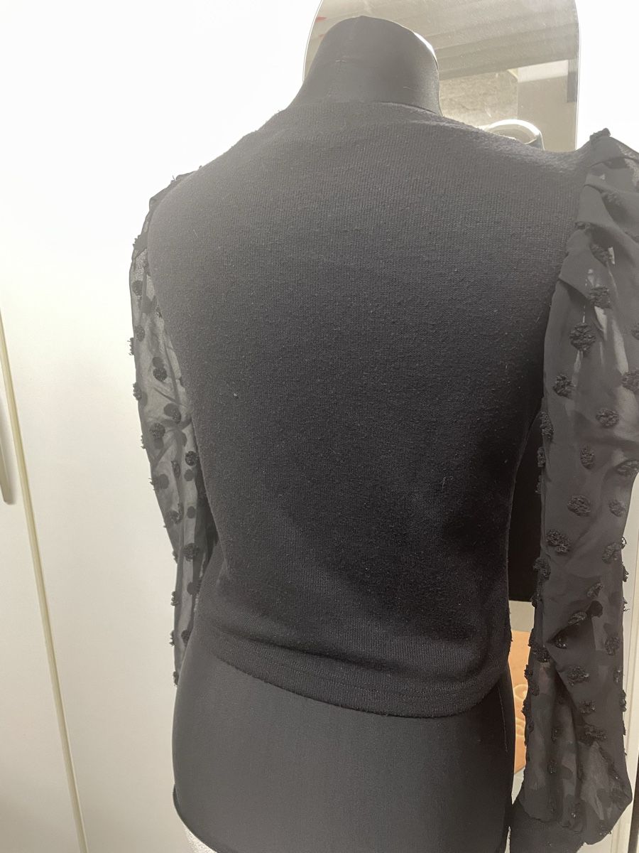 Pullover & Sweatshirts: 🤍 eleganter Crop Pulli mit Tüllärmel – Gebraucht aus Urdorf von Anassor 1