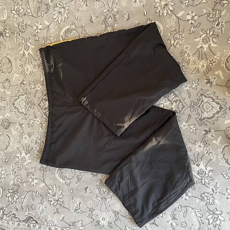 Pantaloni: Brasilien Hose – Usato da Hettiswil venduto da mat_8jyn 1