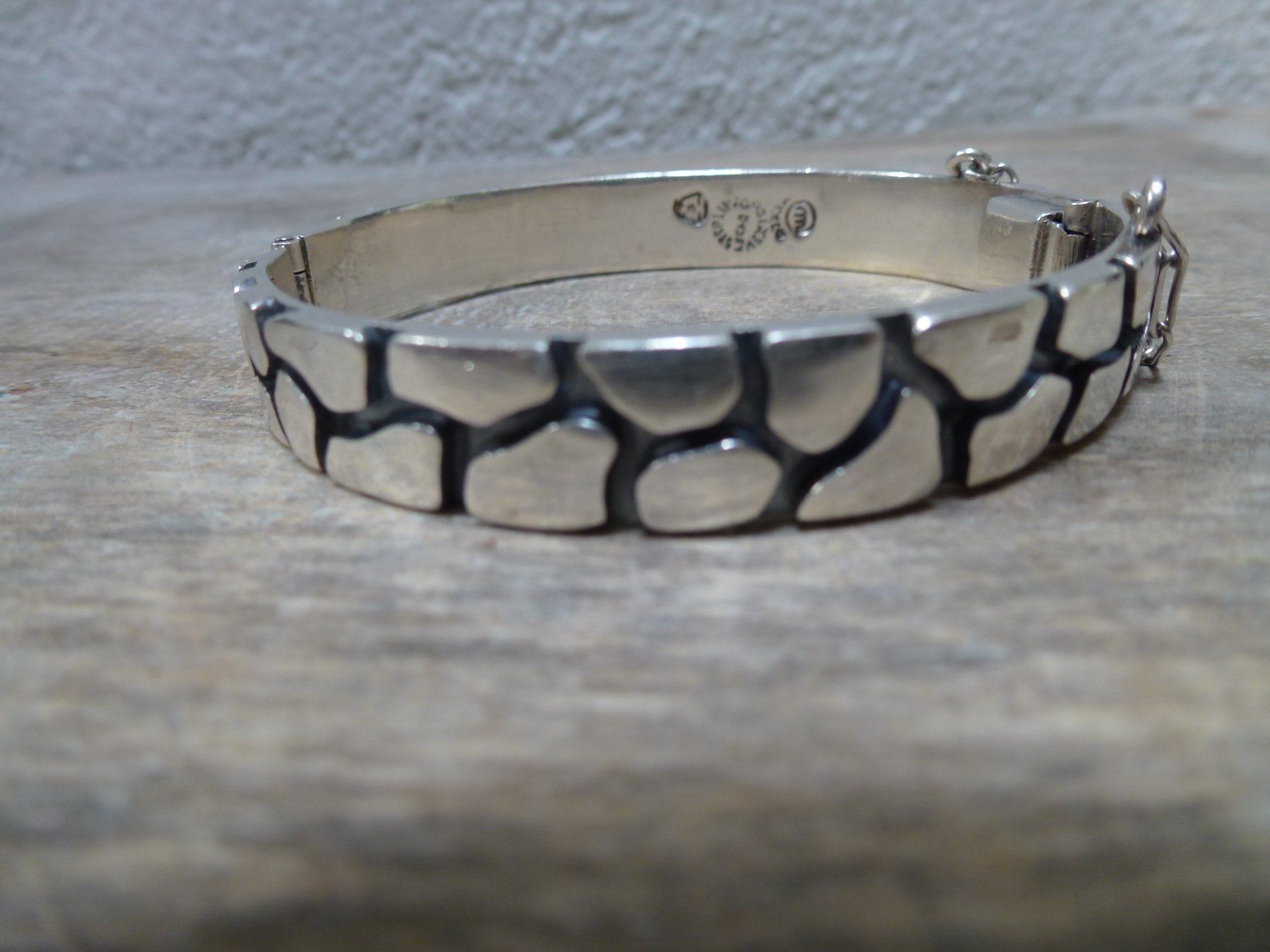 Bracciali & Braccialetti: Armreif Silber Kroko-Look / Mexico – Usato da Esslingen venduto da FetteSchnecke 2