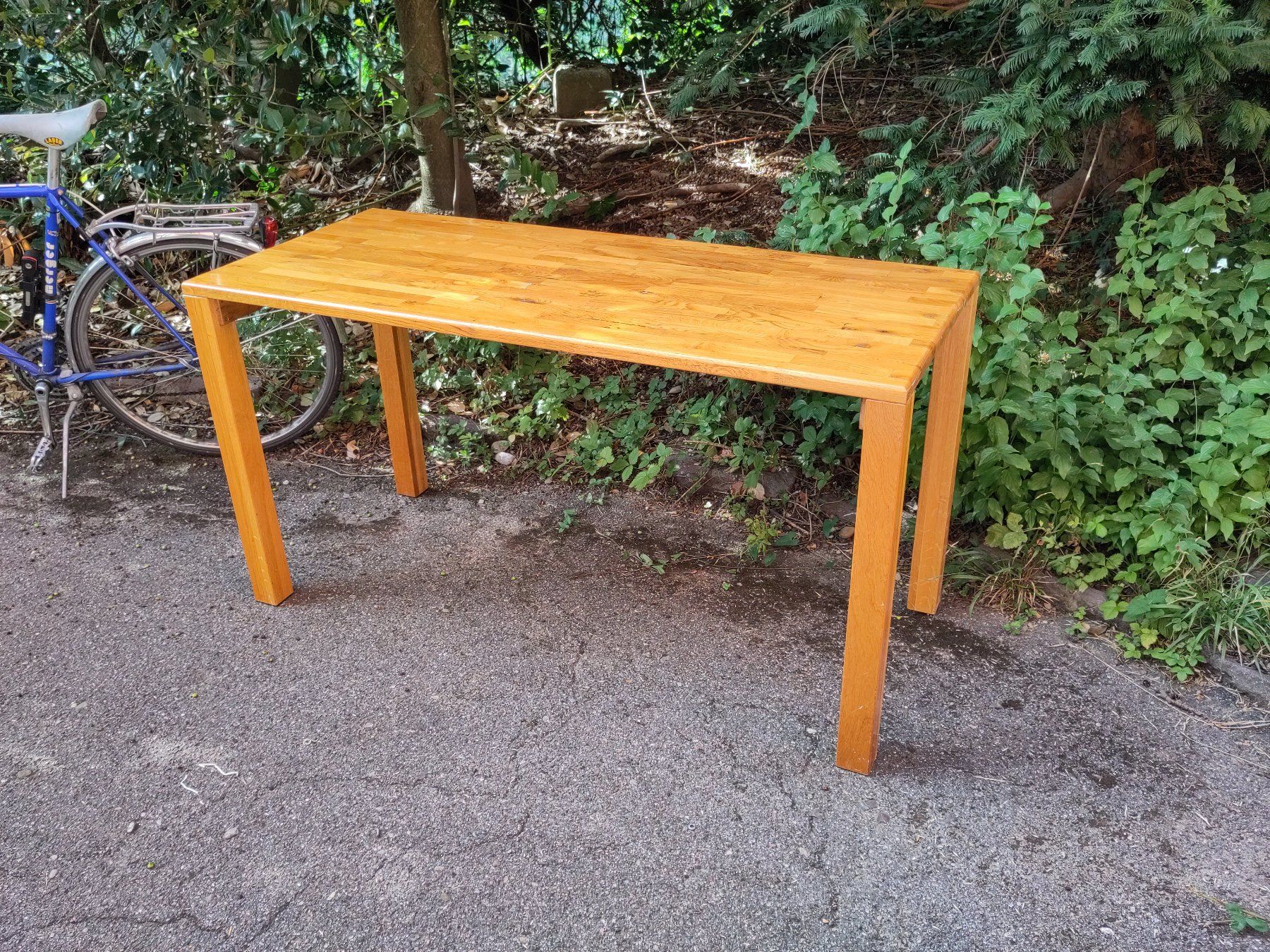 Tische: Holztisch – Gebraucht aus Zürich von grissatone