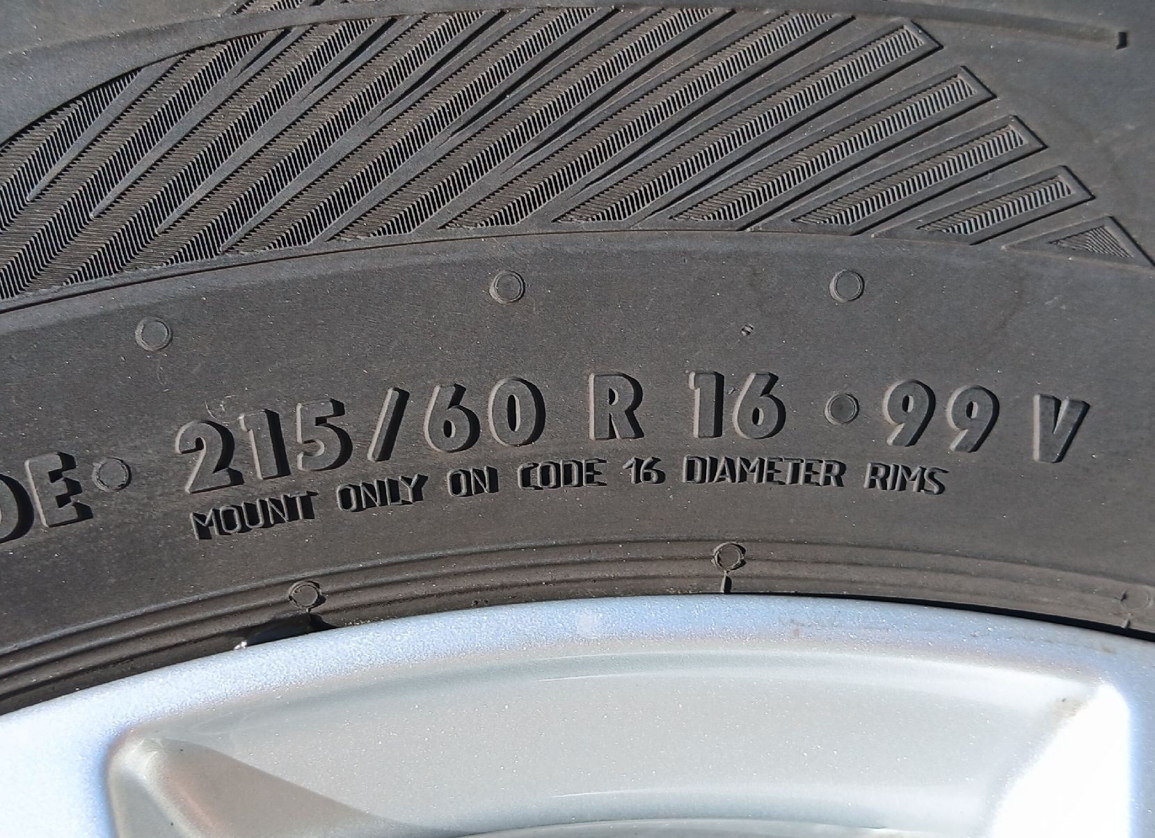 Ford Pneumatici & Ruote complete: Sommerräder 16" für Ford Focus C-Max Puma oder Volvo V40 usw – Usato da Aeschlen ob Gunten venduto da Dayton81 3