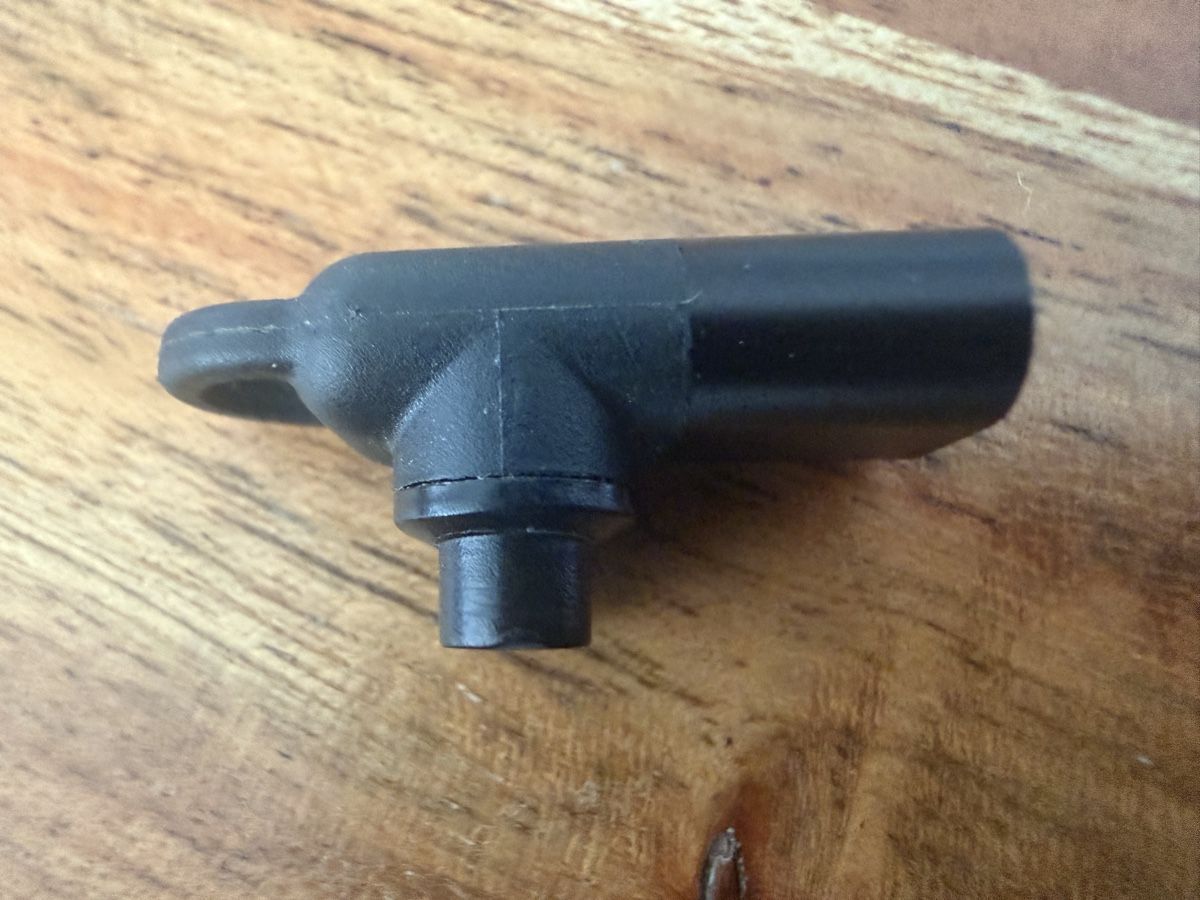 Caricabatterie: Garmin Ladekabel Adapter schwarz, USB-C 4 Pins, neu – Usato da Widnau venduto da Doctor_Hemp 3