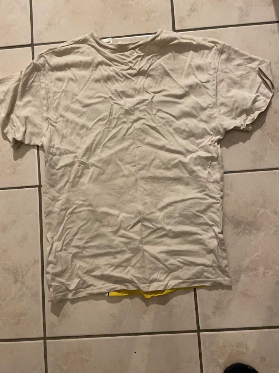 Camicie, T-shirt & Polo: T-Shirt Pikachu – Usato da Genève venduto da captus 1