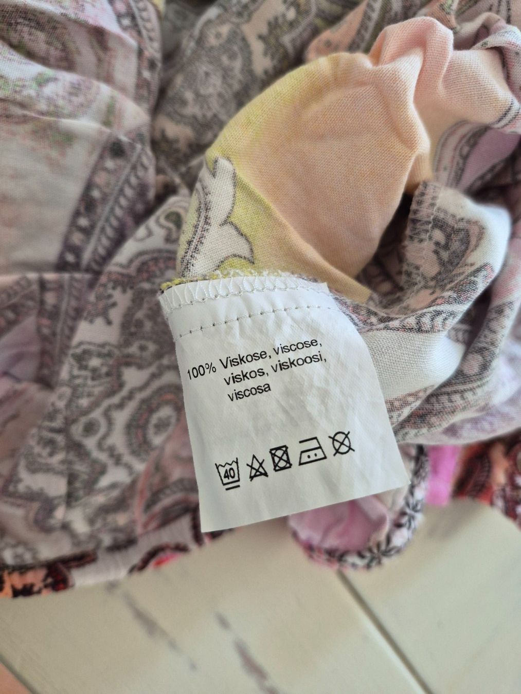 Camicette: Damen Bluse gemustert Grösse 42, wie NEU – Nuovo (secondo la descrizione) da Sachseln venduto da Randow 3