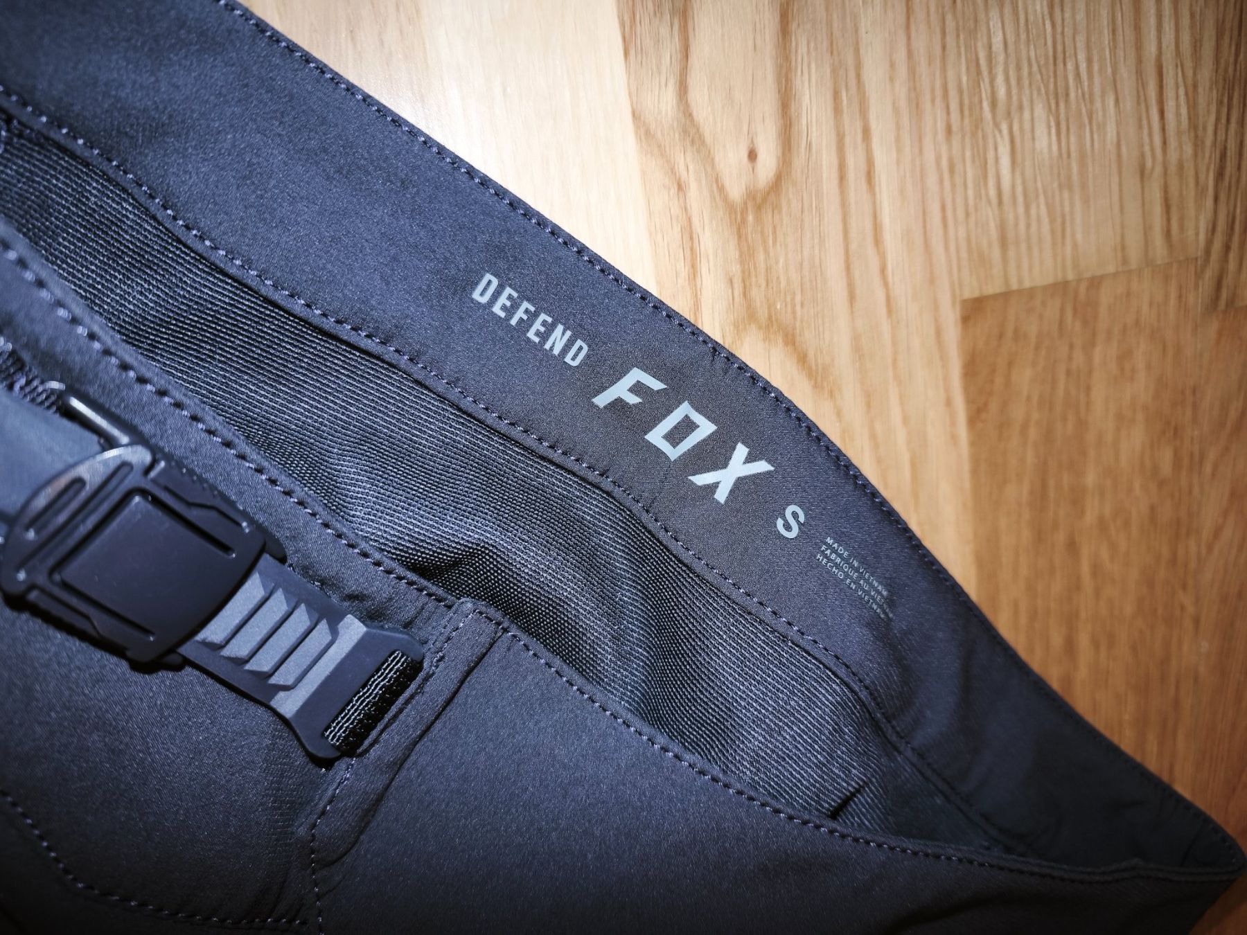 Troy Lee Hosen: Fox Defend Damen Bike Shorts purple Grösse S – Neu (gemäss Beschreibung) aus Zeglingen von Vanillacoke 3