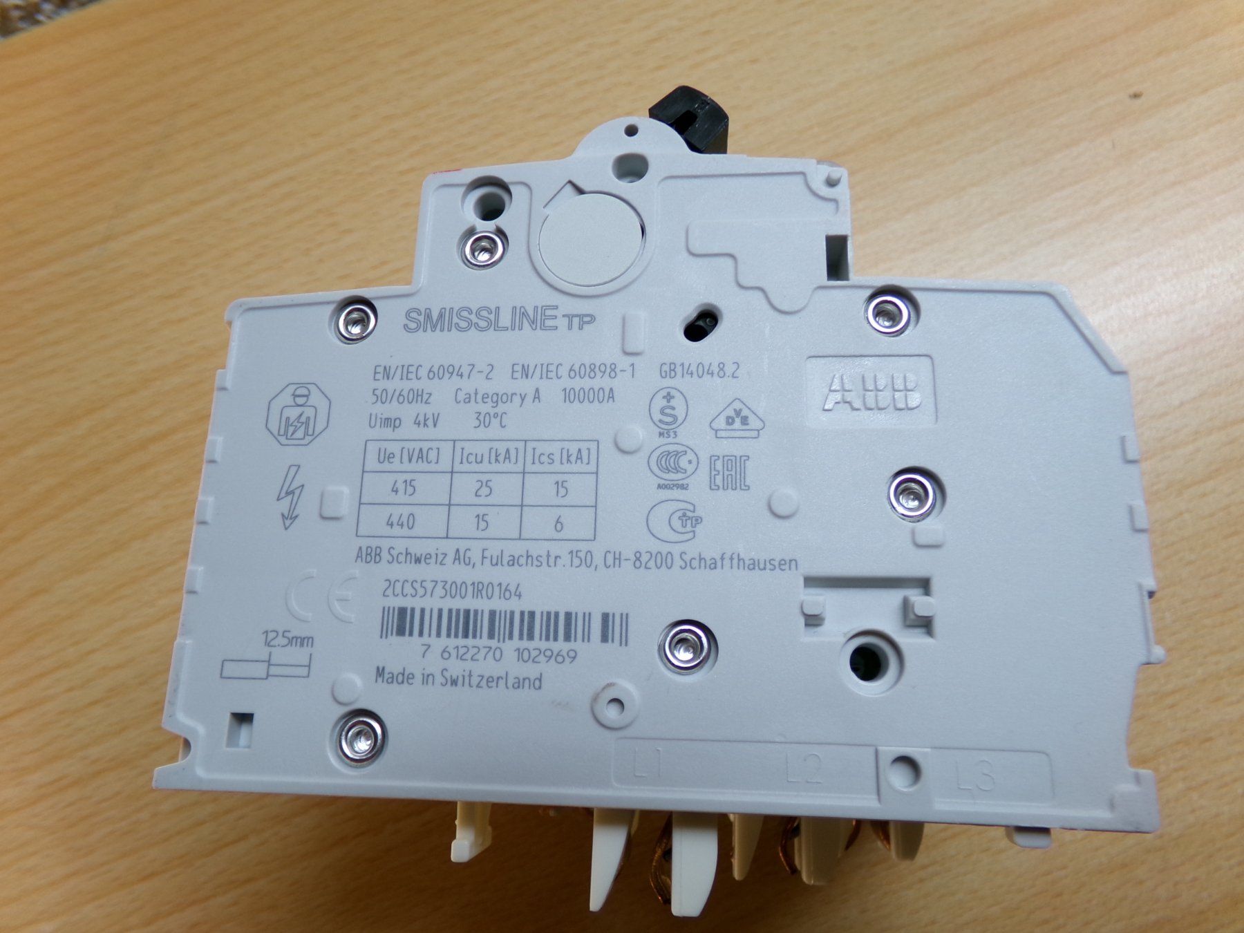 ABB Interruttori: LS 3xC16 mit N-Trenner ABB-smissline-S – Nuovo (secondo la descrizione) da Hombrechtikon venduto da Maloev17 2