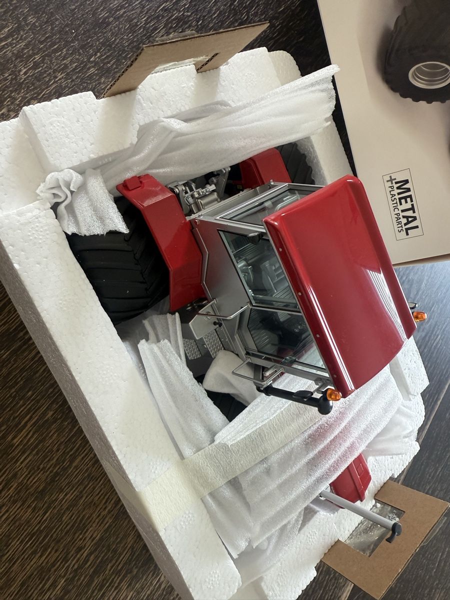 Schuco Kits de montage: Schlüter Modell – Neuf avec emballage d'origine à Horriwil par Carrera68 4
