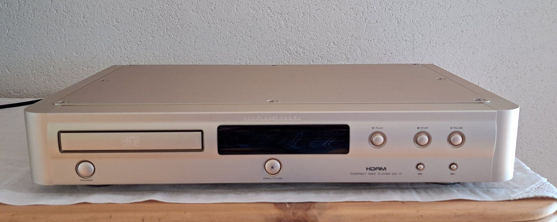 CD: Marantz CD17-Player Gold 1A Zustand – Usato da Riedern venduto da E-street1949 1