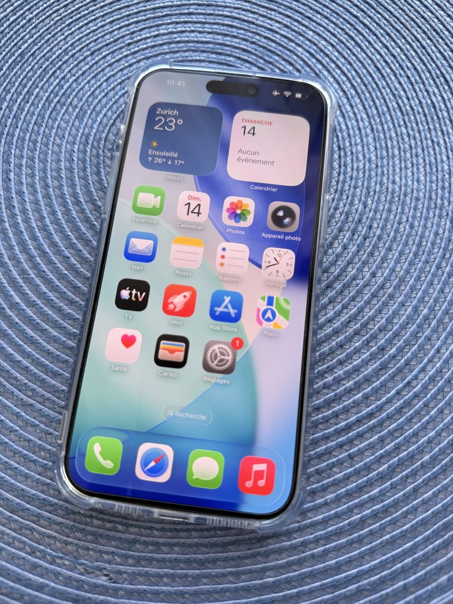 Apple Telefoni cellulari / Smartphones: iPhone 15 pro max  – Usato da Penthalaz venduto da sup_5ztk