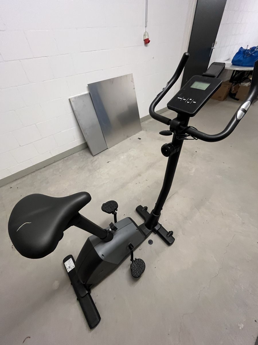 Aldi Hometrainer: Hometrainer von Aldi (Defekt) für Bastler – Difettoso da Bözen venduto da winter83 1