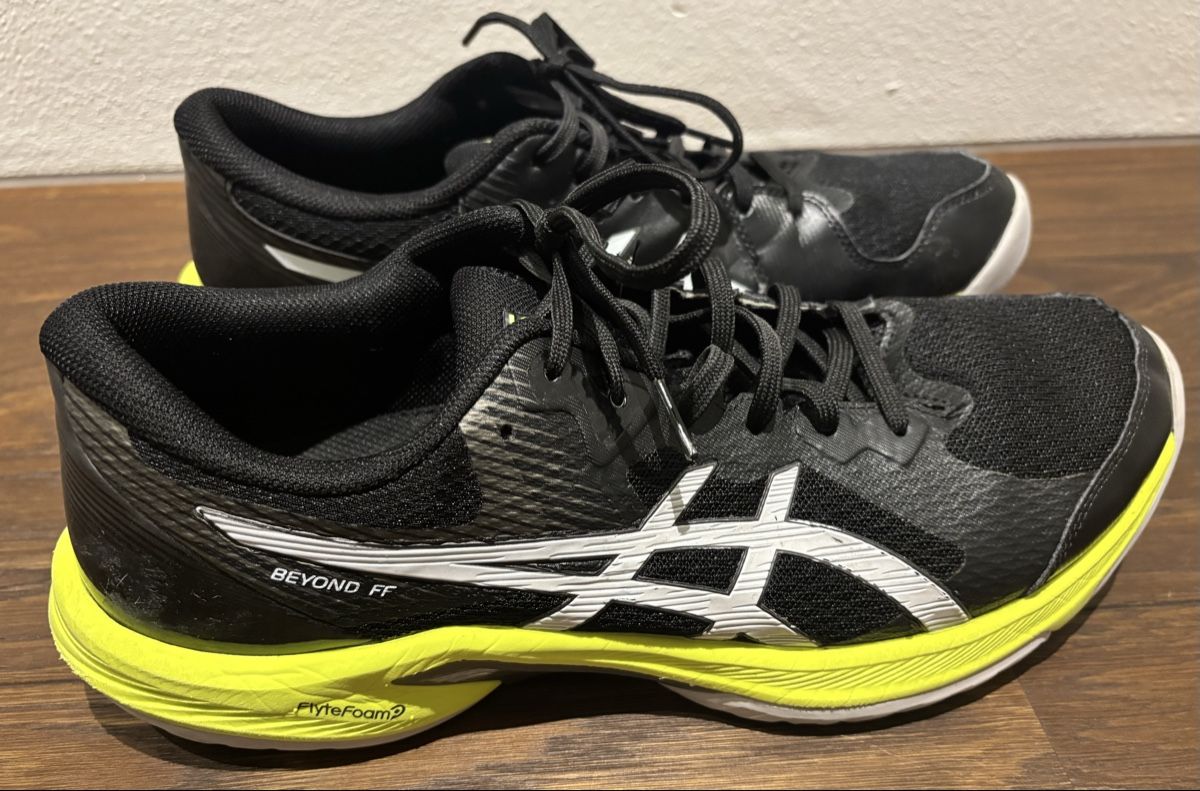 Asics Scarpe da uomo: Asics Beyond FF Grösse 45 – Usato da Solothurn venduto da ping321