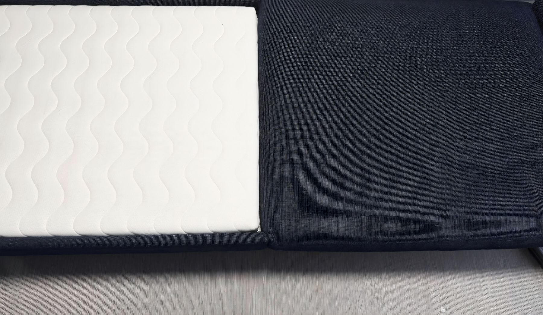 Hocker: Bed for Living Hocker Bettsofa Swissplus – Neu (gemäss Beschreibung) aus Riedikon von Winter21. 5