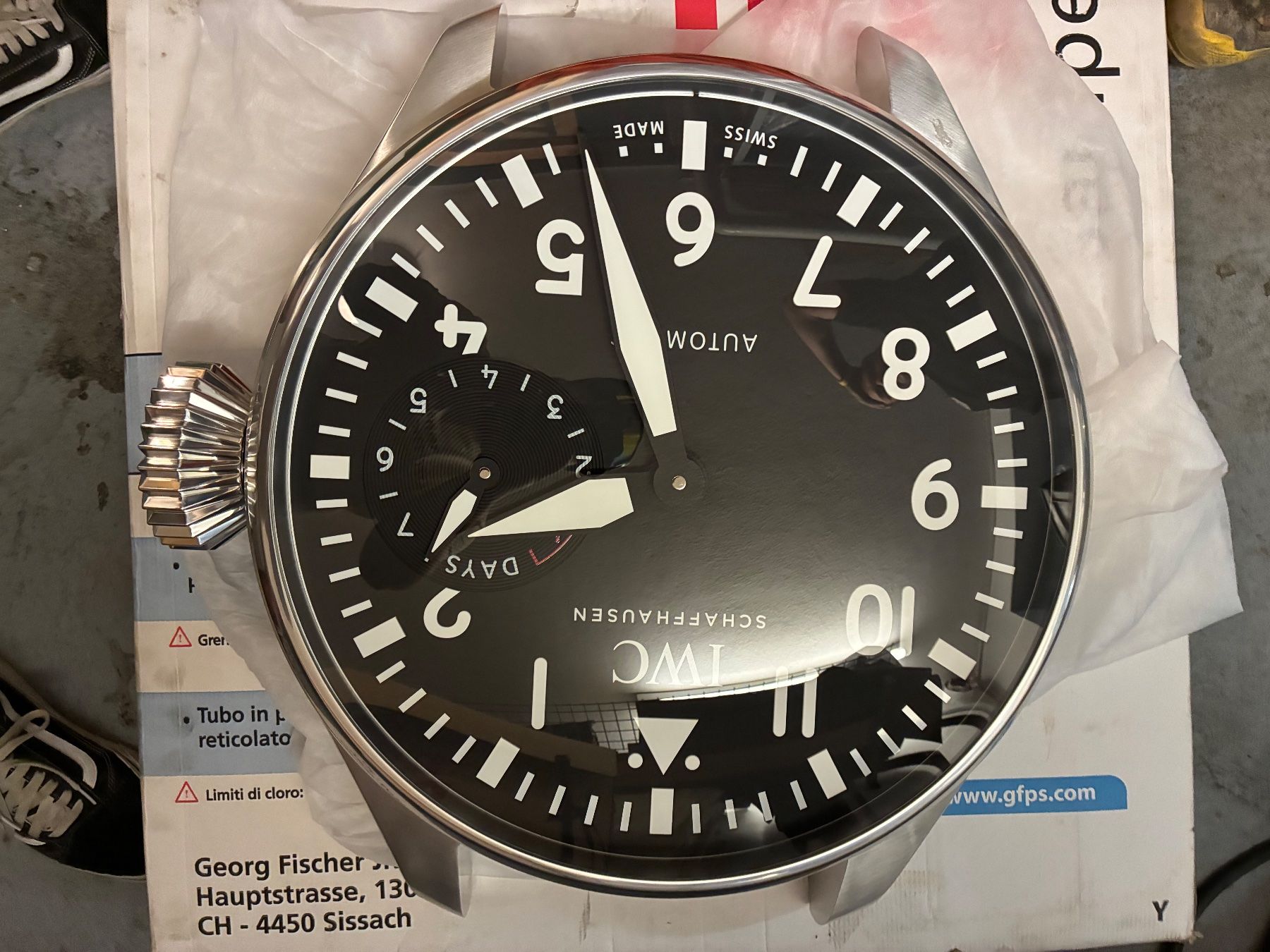 IWC Uhren: IWC Schaffhausen Wanduhr Automatic Pilot Grosse neu – Neu (gemäss Beschreibung) aus Schluein von Manuskimanguy 1