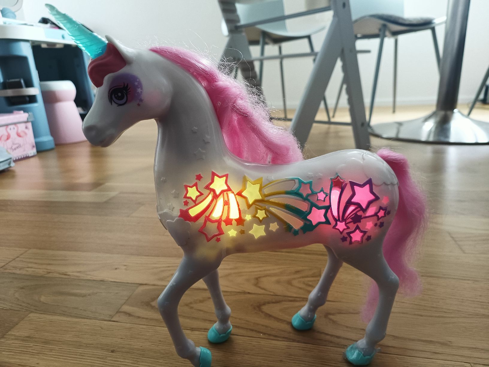 Giocattoli: Leuchtendes Einhorn/Pferd Spielzeug – Usato da Muri AG venduto da Mupuputs 1