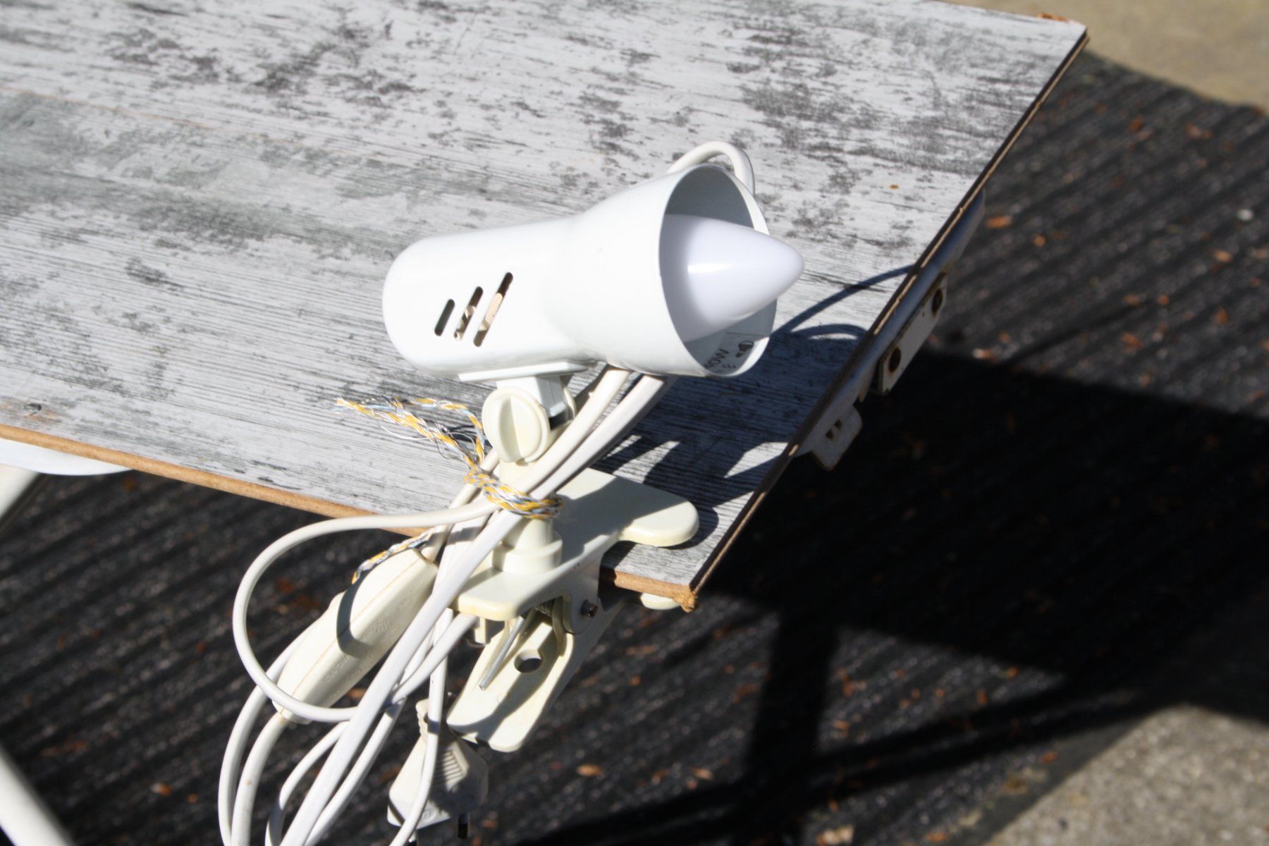 Lampade: KLEMMLAMPE LAMPE LUMESS KLEIN E14 – Usato da Wauwil venduto da Pneuedy 2