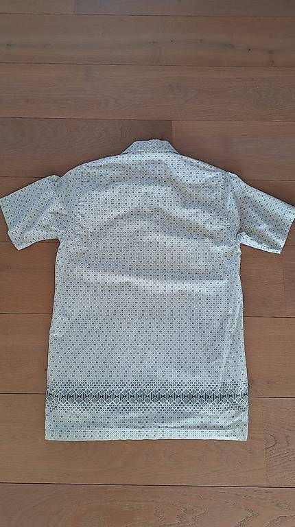 Camicie: Volcom Hemd kurzarm – Usato da Heiden venduto da Trulli77 1