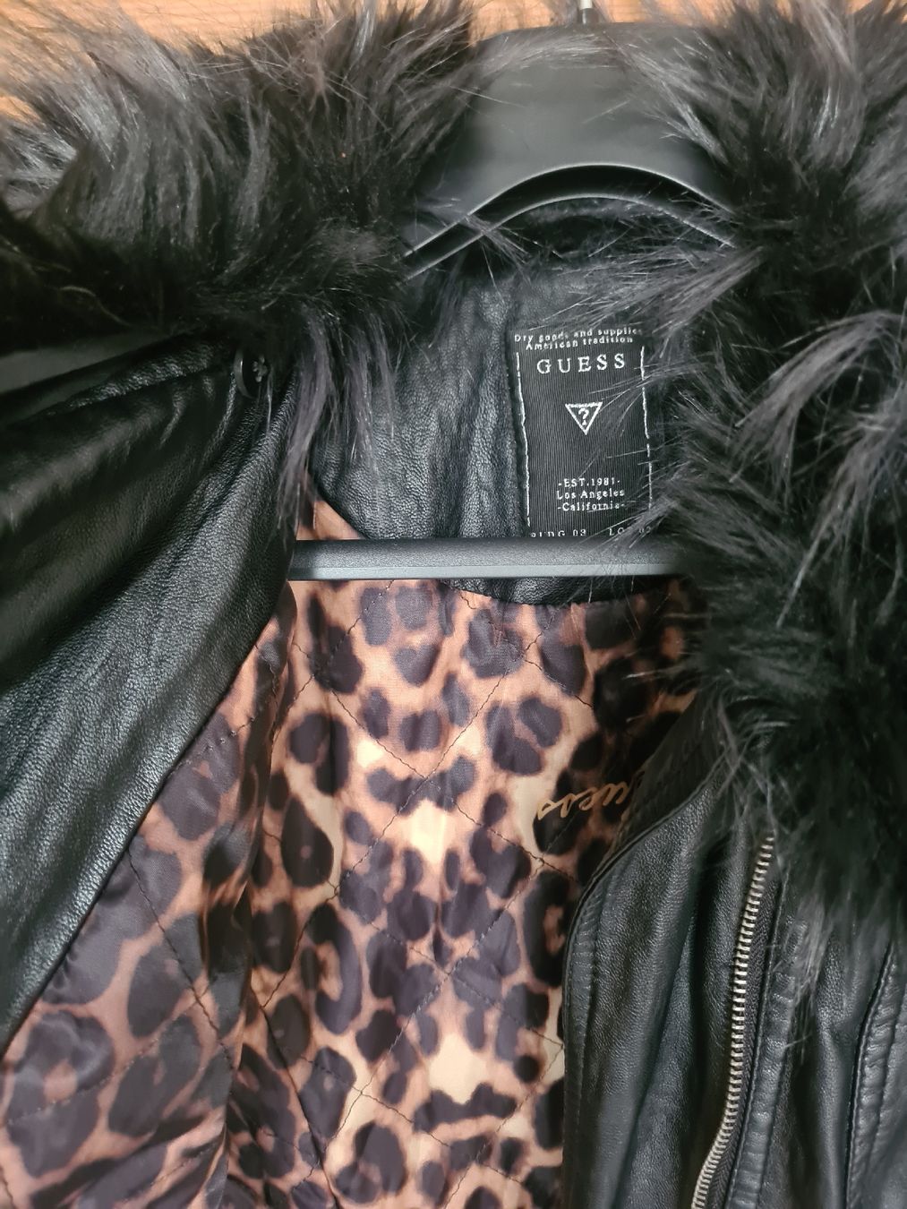Guess Giacche: Kunstlederjacke von Guess – Nuovo (secondo la descrizione) da Schlatt ZH venduto da Deiali 2