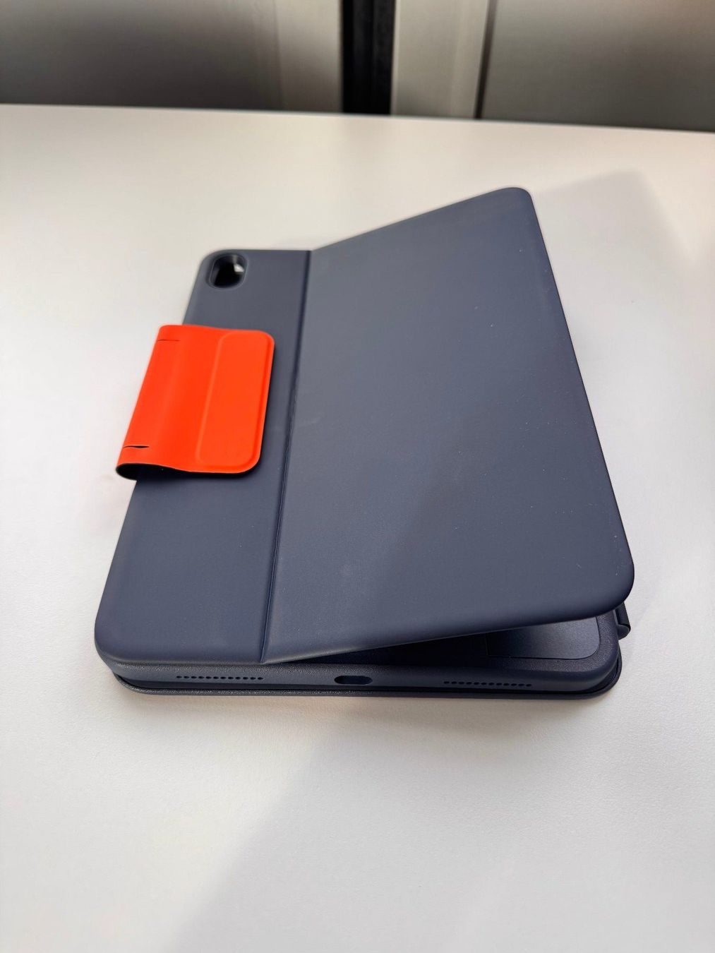 Covers & Taschen: Logitech Tablet Tastatur Cover Rugged Combo 4 – Neu (gemäss Beschreibung) aus Bettwil von meierelektro 1