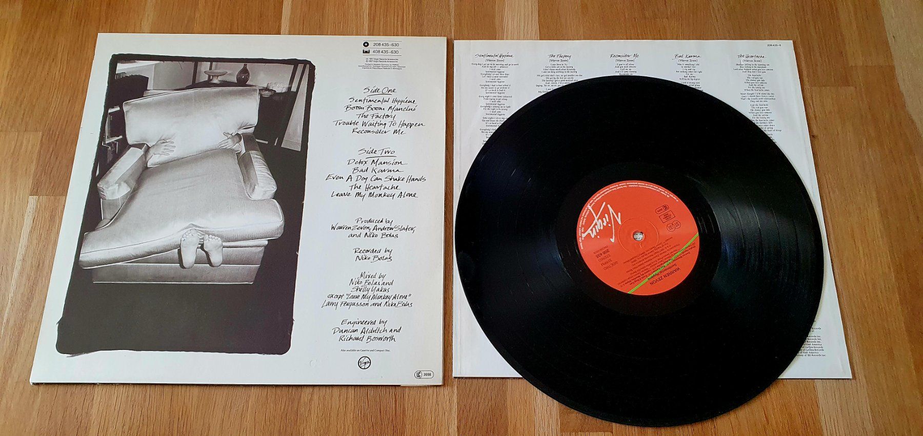 Dischi in vinile: WARREN ZEVON, Sentimental Hygiene, LP, MINT! – Nuovo (secondo la descrizione) da Kreuzlingen venduto da Cdschlumpf 1