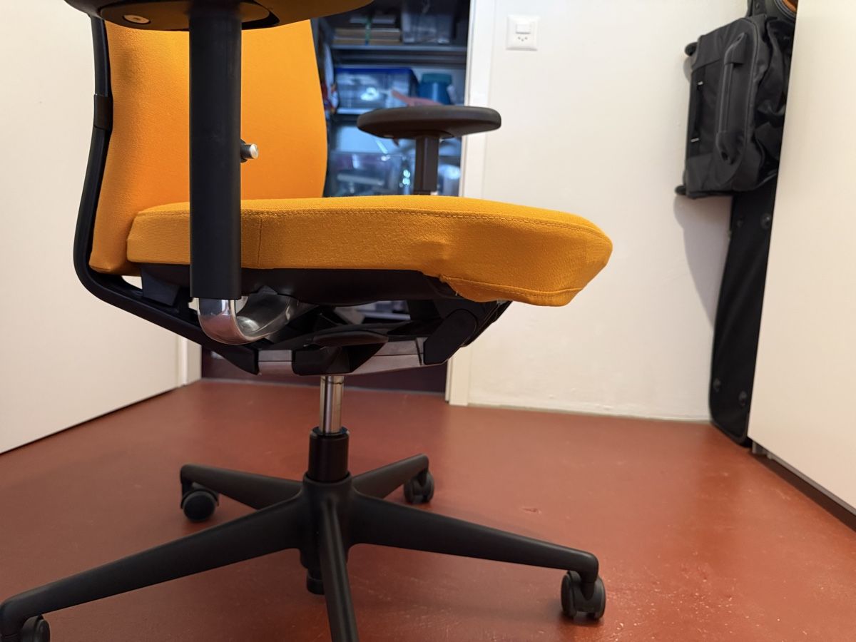 Vitra Stühle: Bürostuhl Rollenstuhl – Gebraucht aus Münchringen von saane77 6