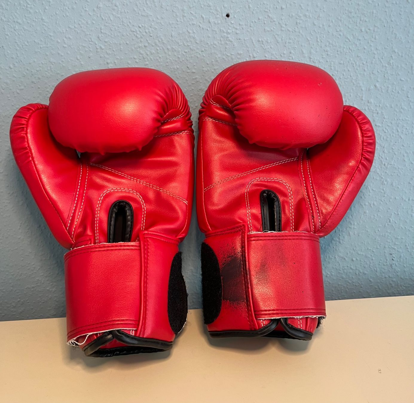 Guanti & manicotti: Set Boxhandschuhe und Pratzen – Usato da Zürich venduto da bib_trj7 2