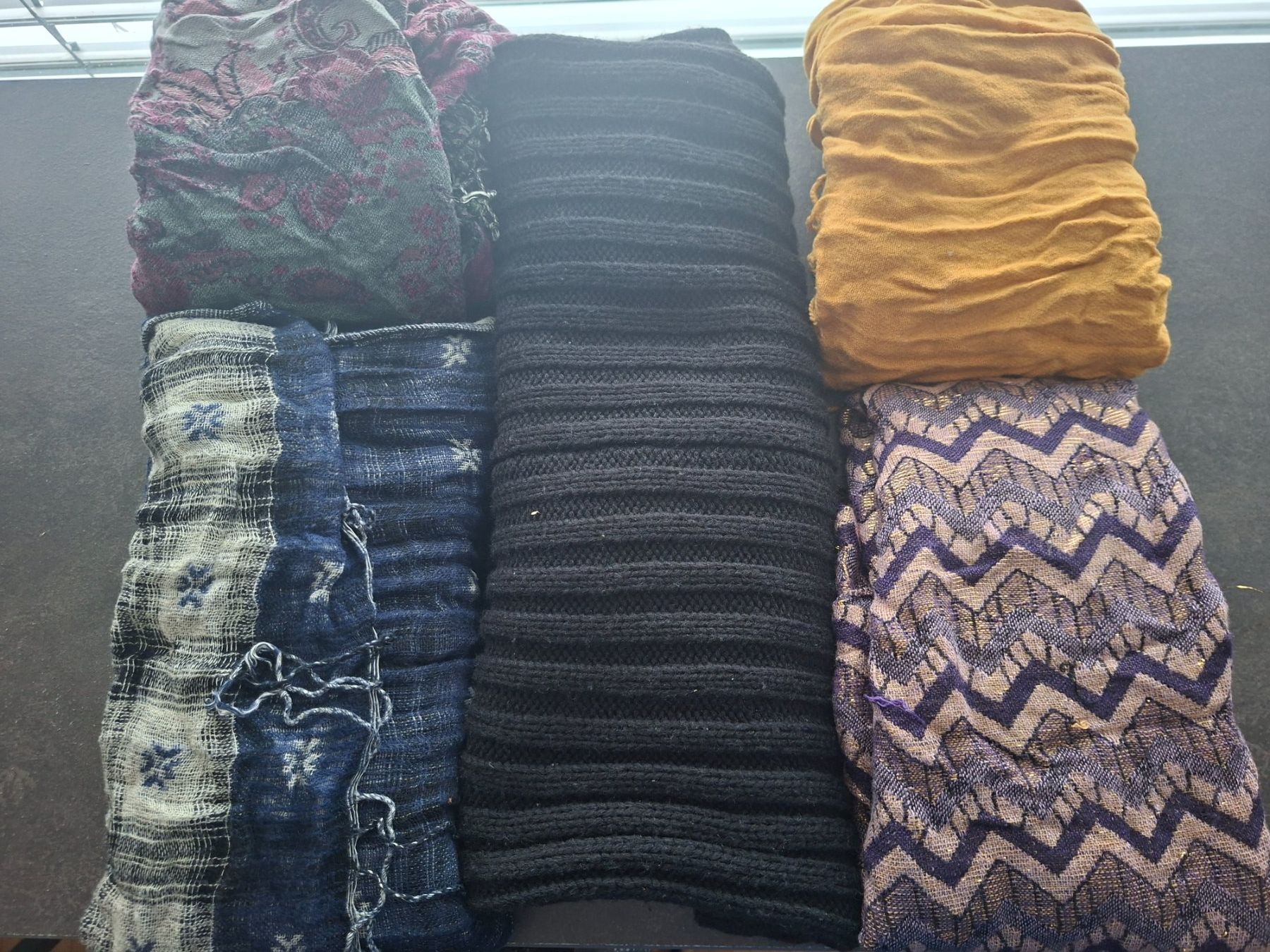 Foulards, Tücher & Schals: 5 x Schal – Neu und originalverpackt aus Baden von rocket85