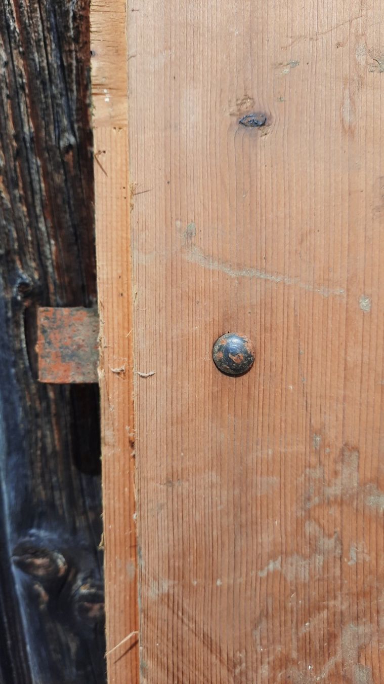 Porte: Antike, alte, gestemmte Holztür – Usato da Wattwil venduto da Parase 5
